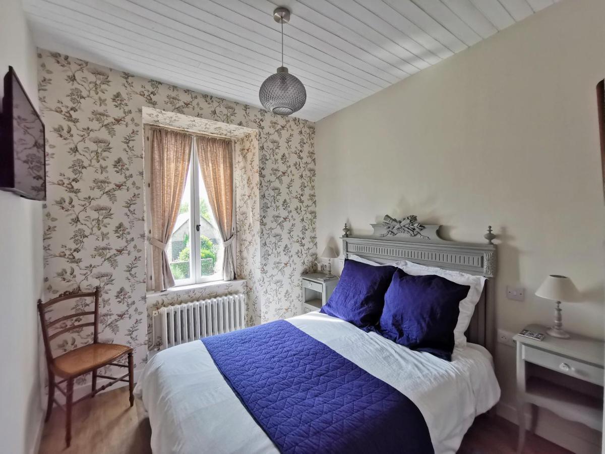 'Les Portes Bleues' Chambres D'Hotes Langourla Rom bilde